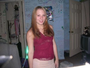 aimee-18-white-trash-naked-22