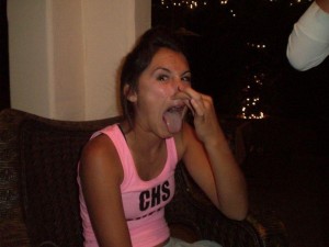 drunk-teenagers-partying-24