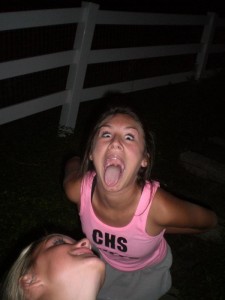 drunk-teenagers-partying-29