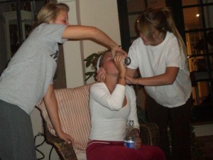 drunk-teenagers-partying-45