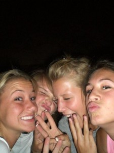 drunk-teenagers-partying-70