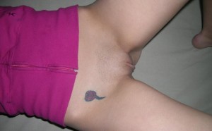 girlfriend-home-alone-self-pics-30