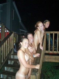 partying-teens-at-the-lake-house-17